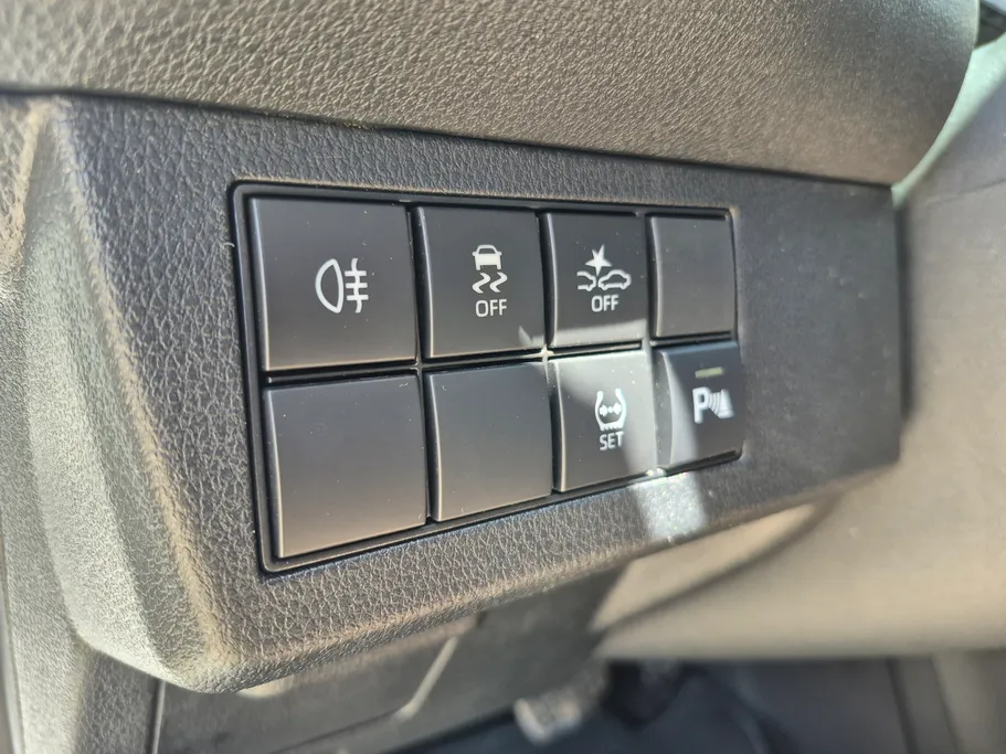 2024 Toyota Yaris  Y Plus 