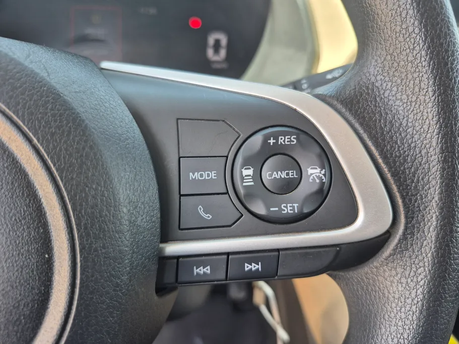 2024 Toyota Yaris  Y Plus 