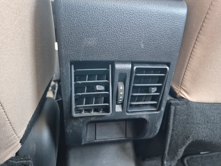 2024 Toyota Yaris  Y Plus 