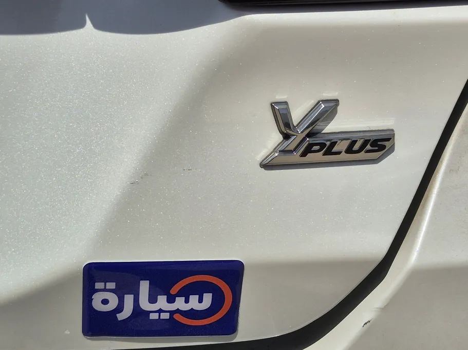 2024 Toyota Yaris  Y Plus 