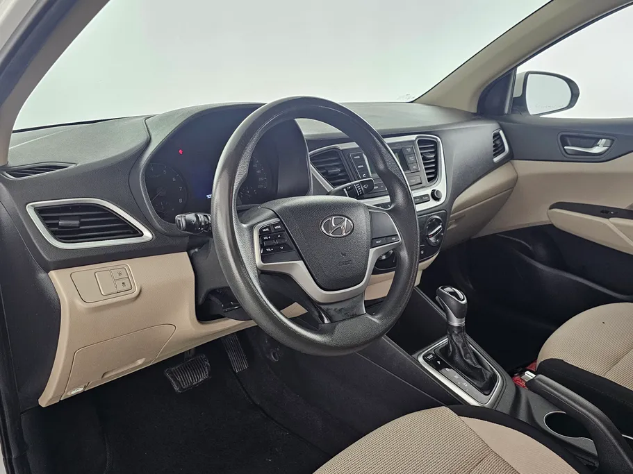 2022 Hyundai Accent Smart 