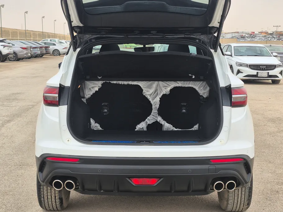 جيلي كول راي Plus 2023 