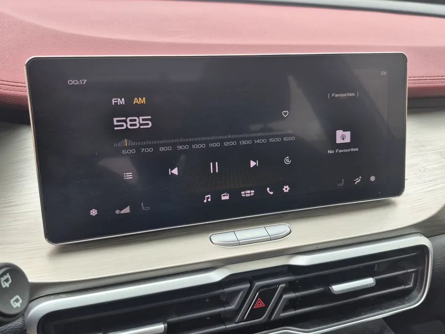 جيلي كول راي Plus 2023 