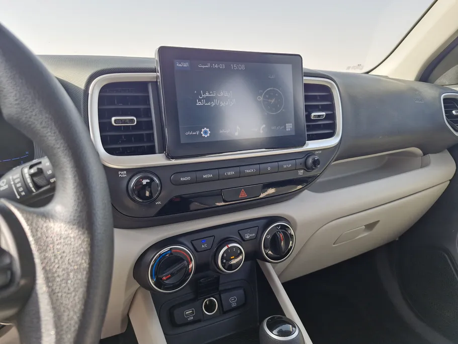 2024 Hyundai Venue Smart 