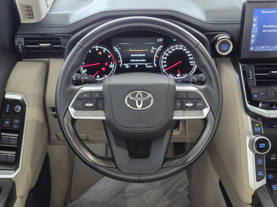 2023 Toyota Land Cruiser VX 