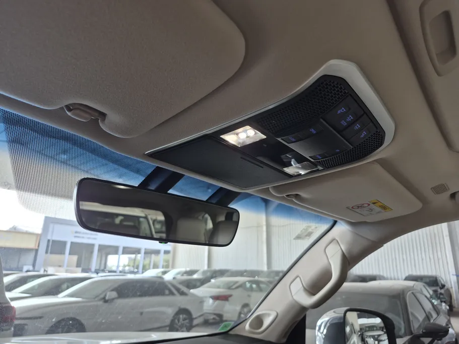 2023 Toyota Land Cruiser VX 