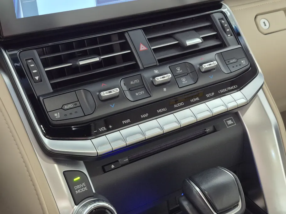 2023 Toyota Land Cruiser VX 