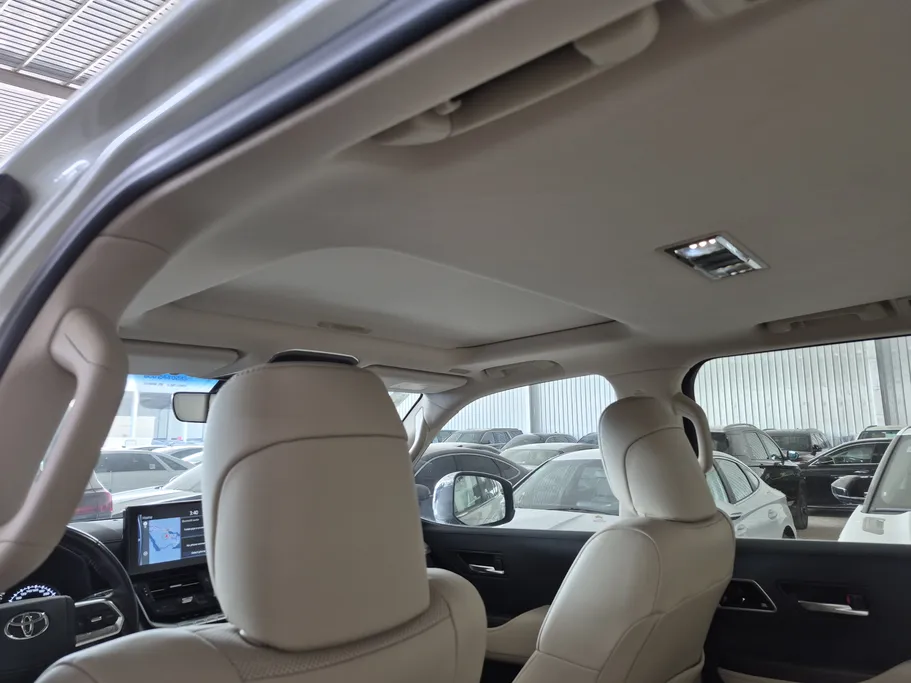 2023 Toyota Land Cruiser VX 