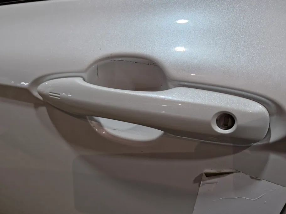 تويوتا كامري LE HEV 2025 