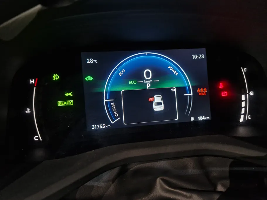 تويوتا كامري LE HEV 2025 