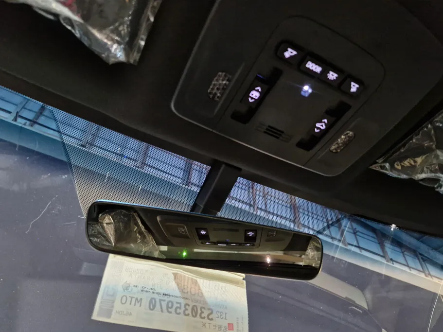 تويوتا كامري LE HEV 2025 