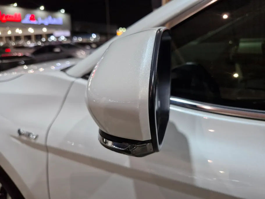 تويوتا كامري LE HEV 2025 