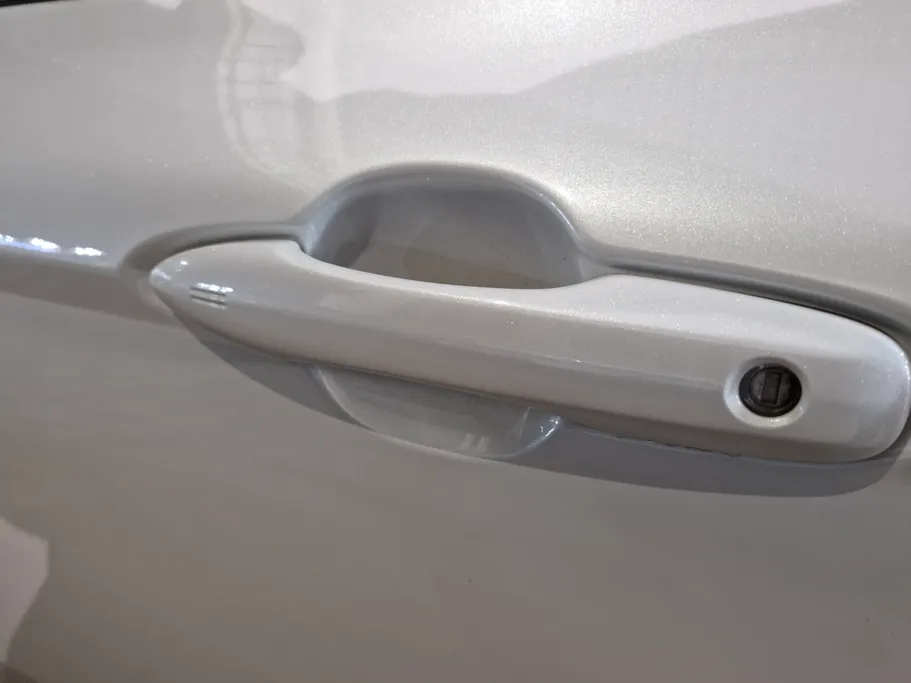 تويوتا كامري LE 2025 