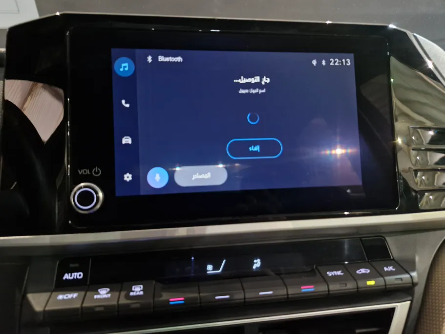 تويوتا كامري LE 2025 