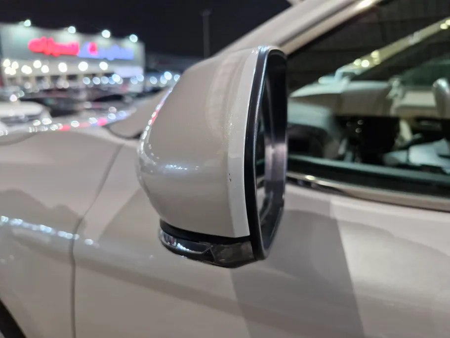 تويوتا كامري LE 2025 