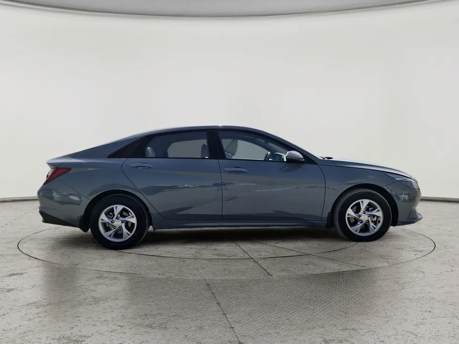 2022 Hyundai Elantra Fleet 