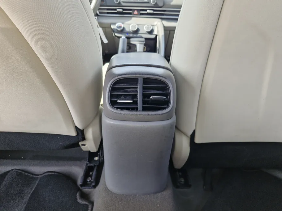 2022 Hyundai Elantra Fleet 