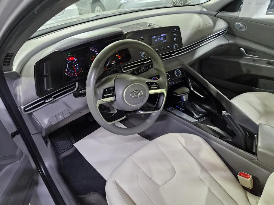 2023 Hyundai Elantra Fleet 