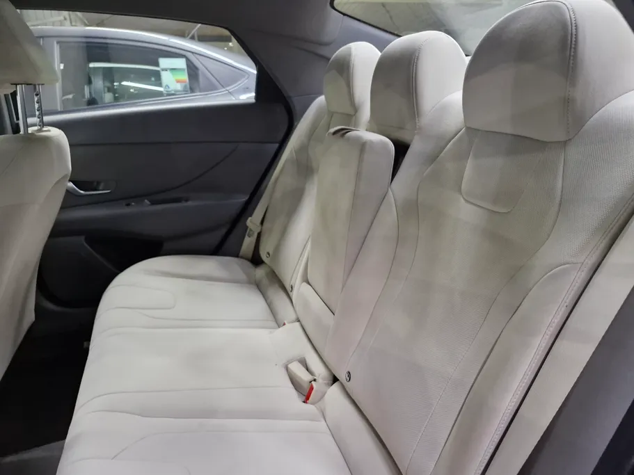 2023 Hyundai Elantra Fleet 