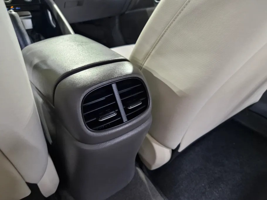 2023 Hyundai Elantra Fleet 