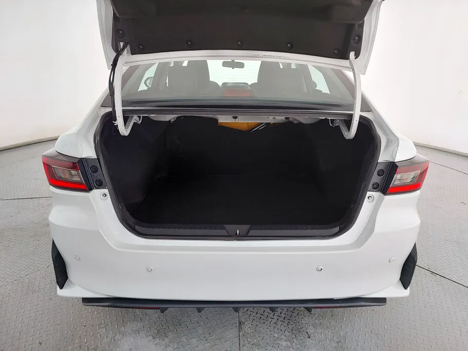 2023 Toyota Yaris  Y 