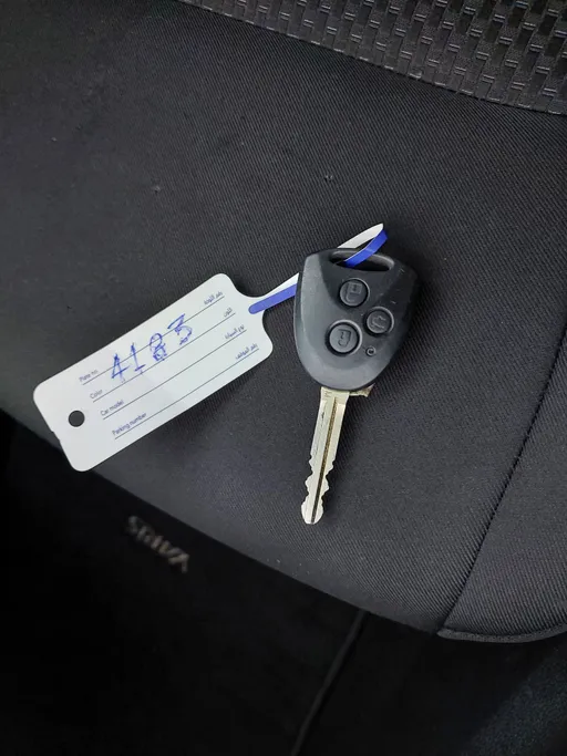 2023 Toyota Yaris  Y 