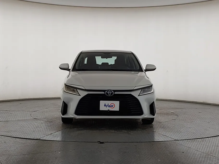 2023 Toyota Yaris  Y 