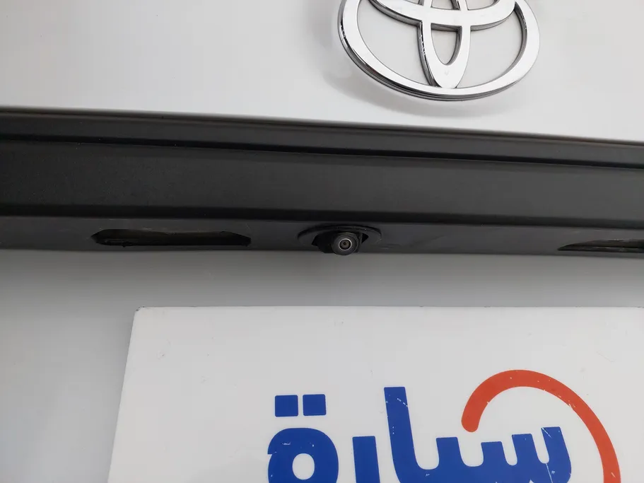 2023 Toyota Yaris  Y 