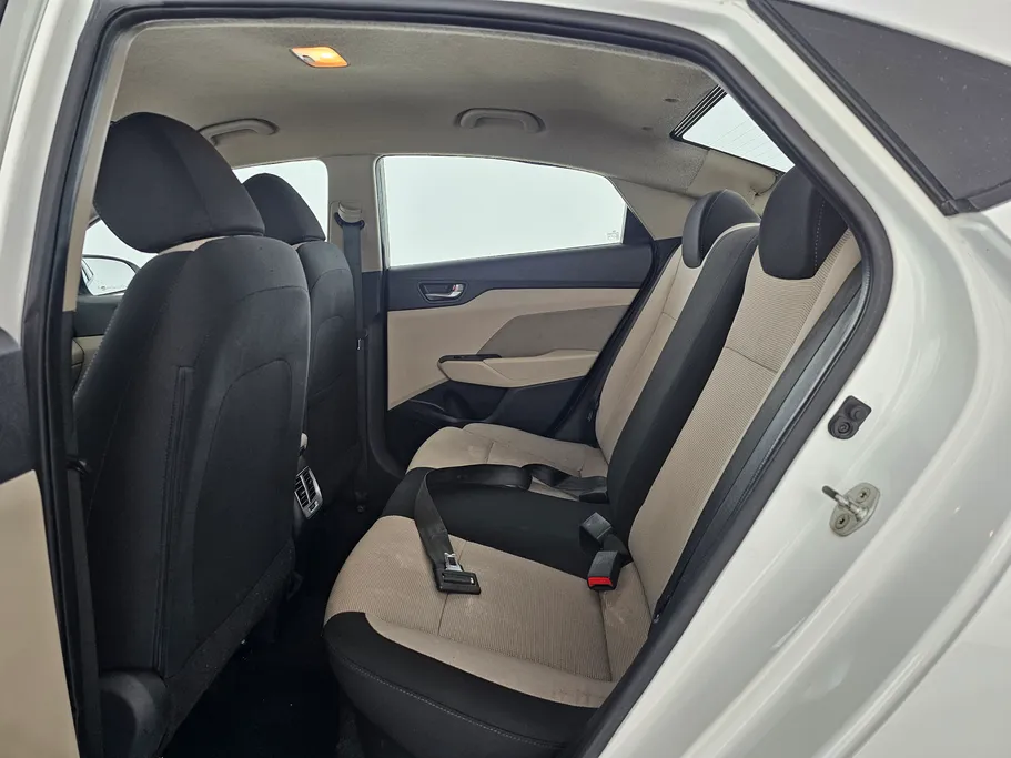 هيونداي اكسنت سمارت 2023 