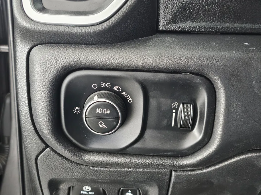 2022 Dodge Ram BIGHORN 1500 