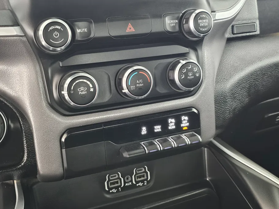 2022 Dodge Ram BIGHORN 1500 