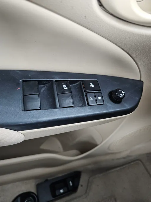 تويوتا يارس Y 2021 