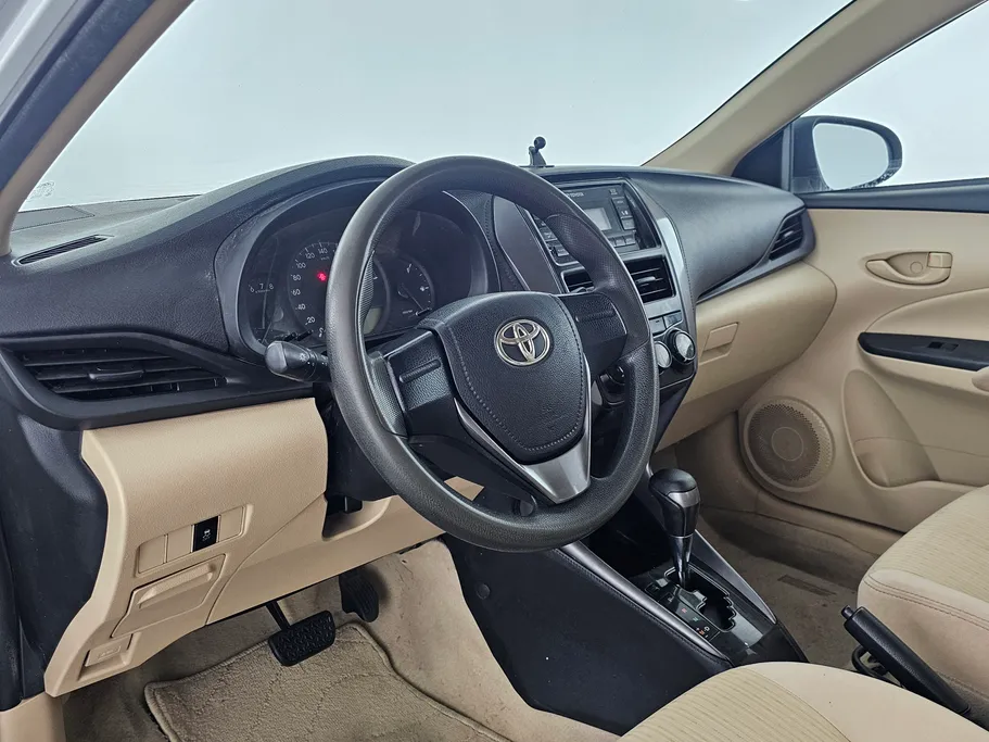 تويوتا يارس Y 2021 