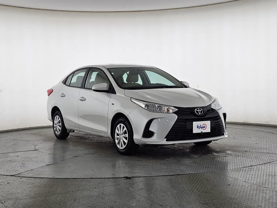 تويوتا يارس Y 2021 