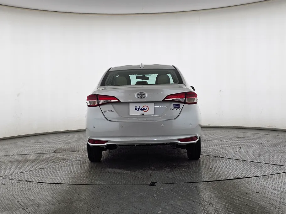 تويوتا يارس Y 2021 