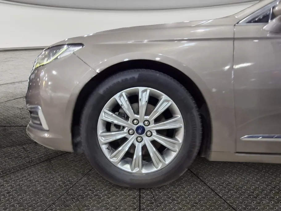 2021 Ford Taurus Ambiente 