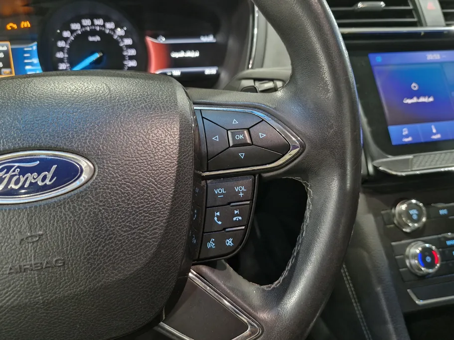 2021 Ford Taurus Ambiente 