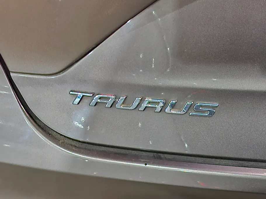 2021 Ford Taurus Ambiente 