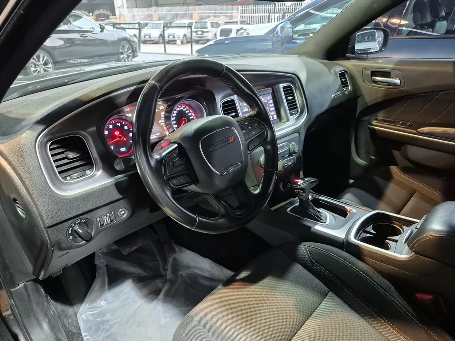 دودج تشارجر SXT 2021 