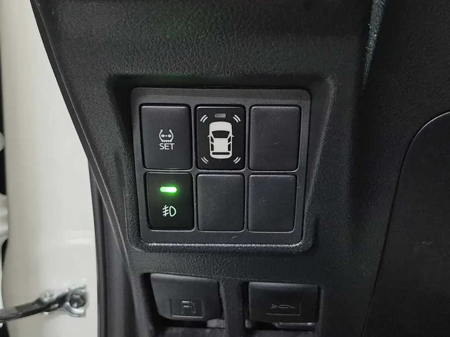 تويوتا اينوفا STD 2022 