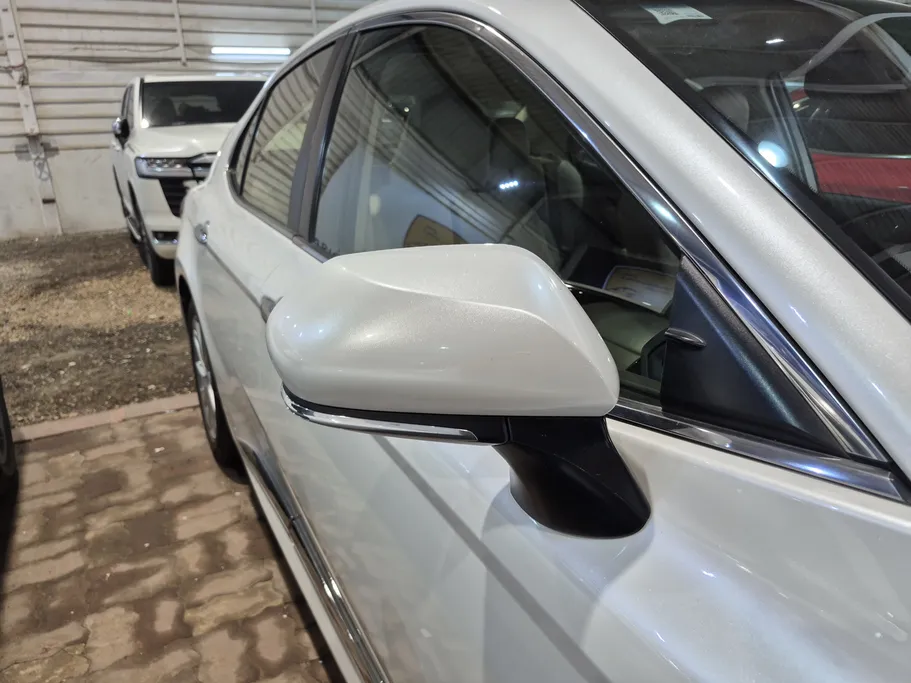 2023 Toyota Camry  SE 