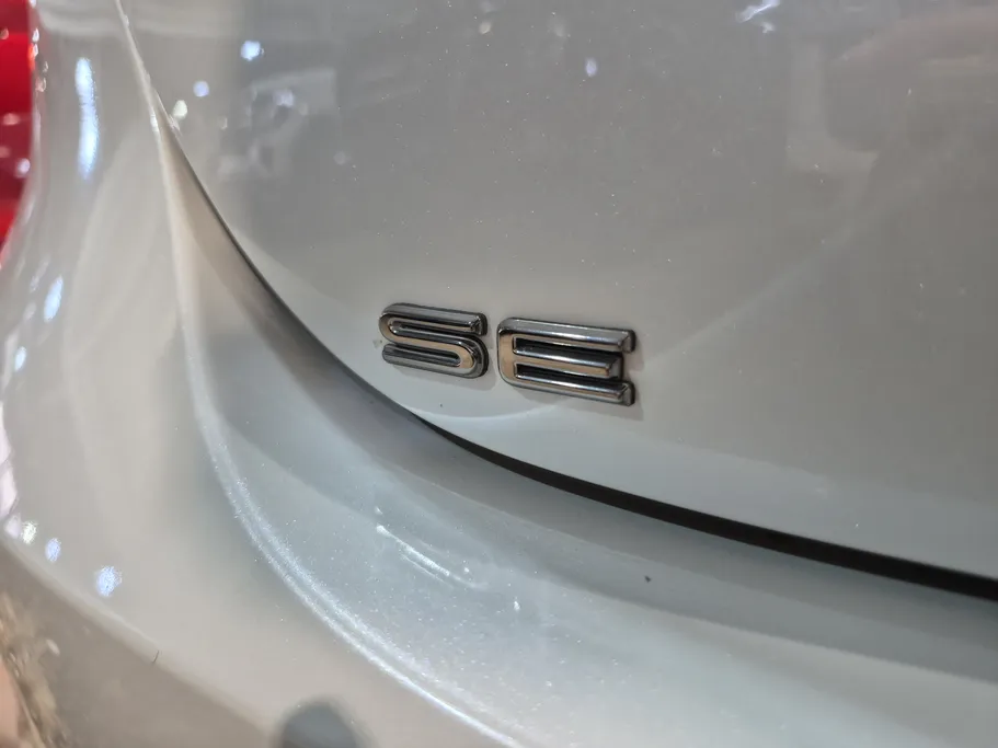 2023 Toyota Camry  SE 