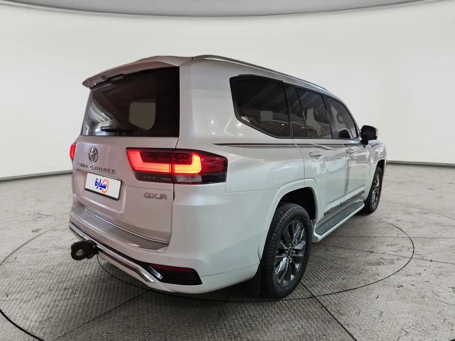 2024 Toyota Land Cruiser GXR3 