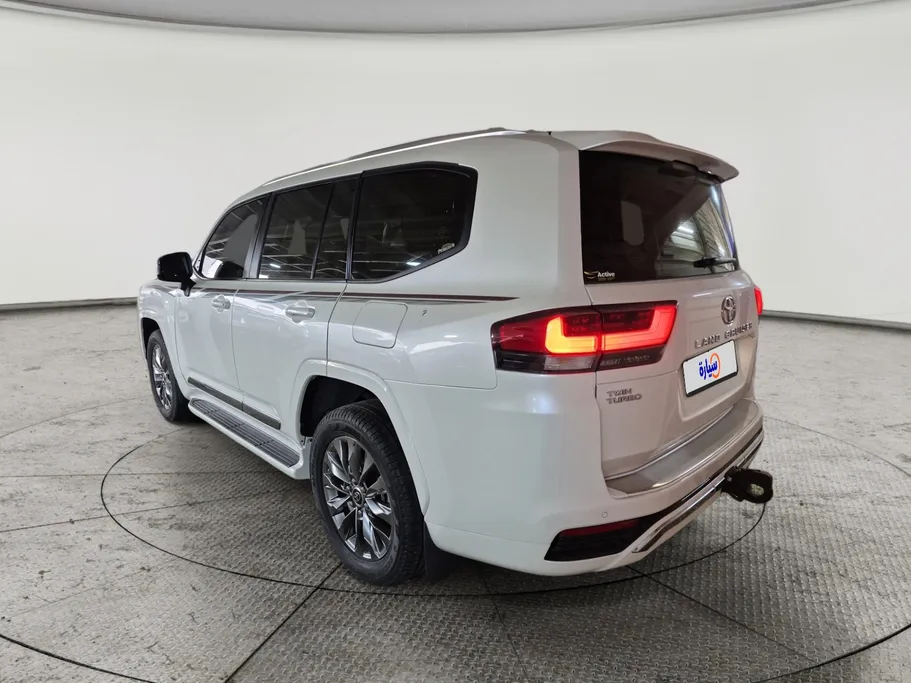 2024 Toyota Land Cruiser GXR3 