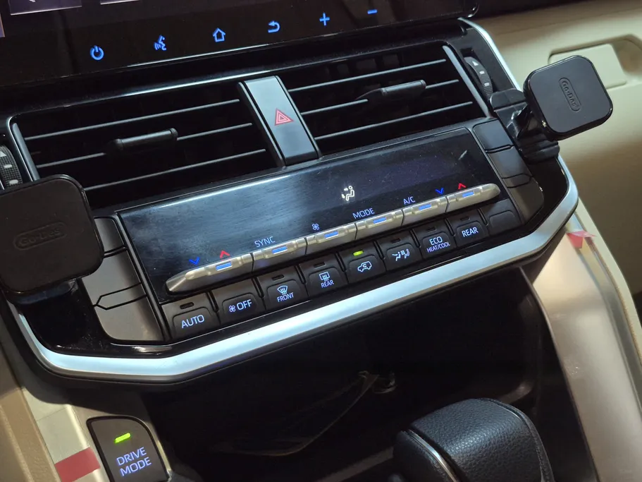 تويوتا لاندكروزر GXR3 2024 