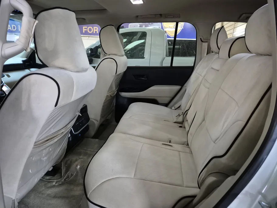 تويوتا لاندكروزر GXR3 2024 