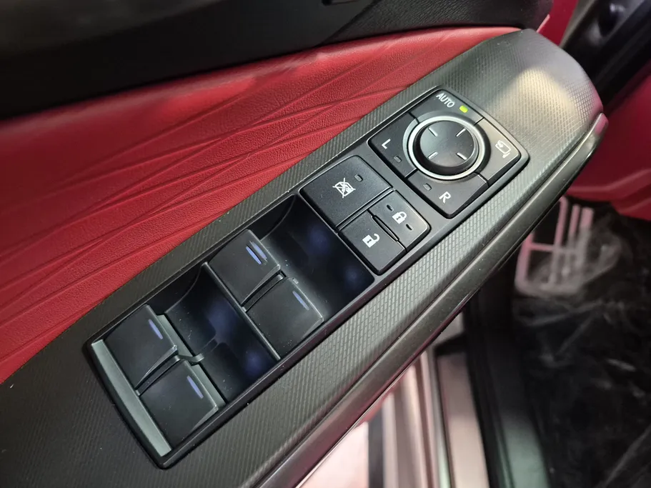 لكزس IS 350 F Sport 2022 