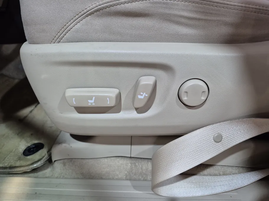 تويوتا برادو VX 2022 