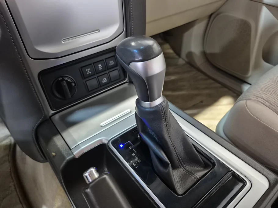 تويوتا برادو VX 2022 