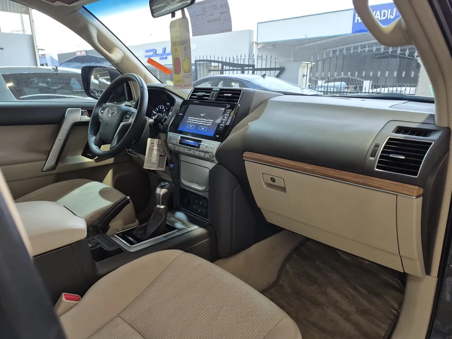 تويوتا برادو VX 2022 